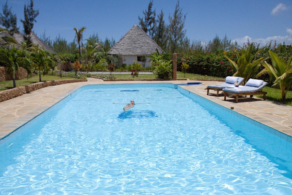 Sheba Cottages - Playa de Diani Exterior foto
