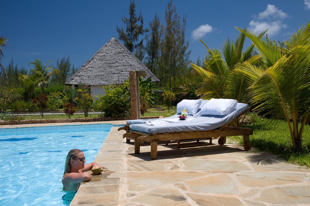 Sheba Cottages - Playa de Diani Exterior foto