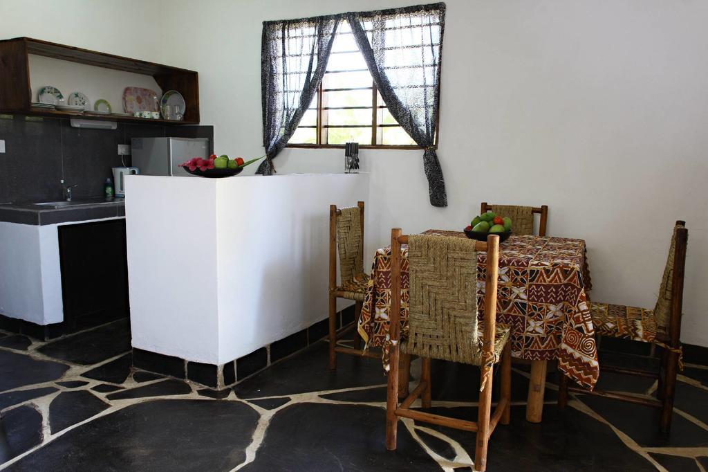 Sheba Cottages - Playa de Diani Exterior foto