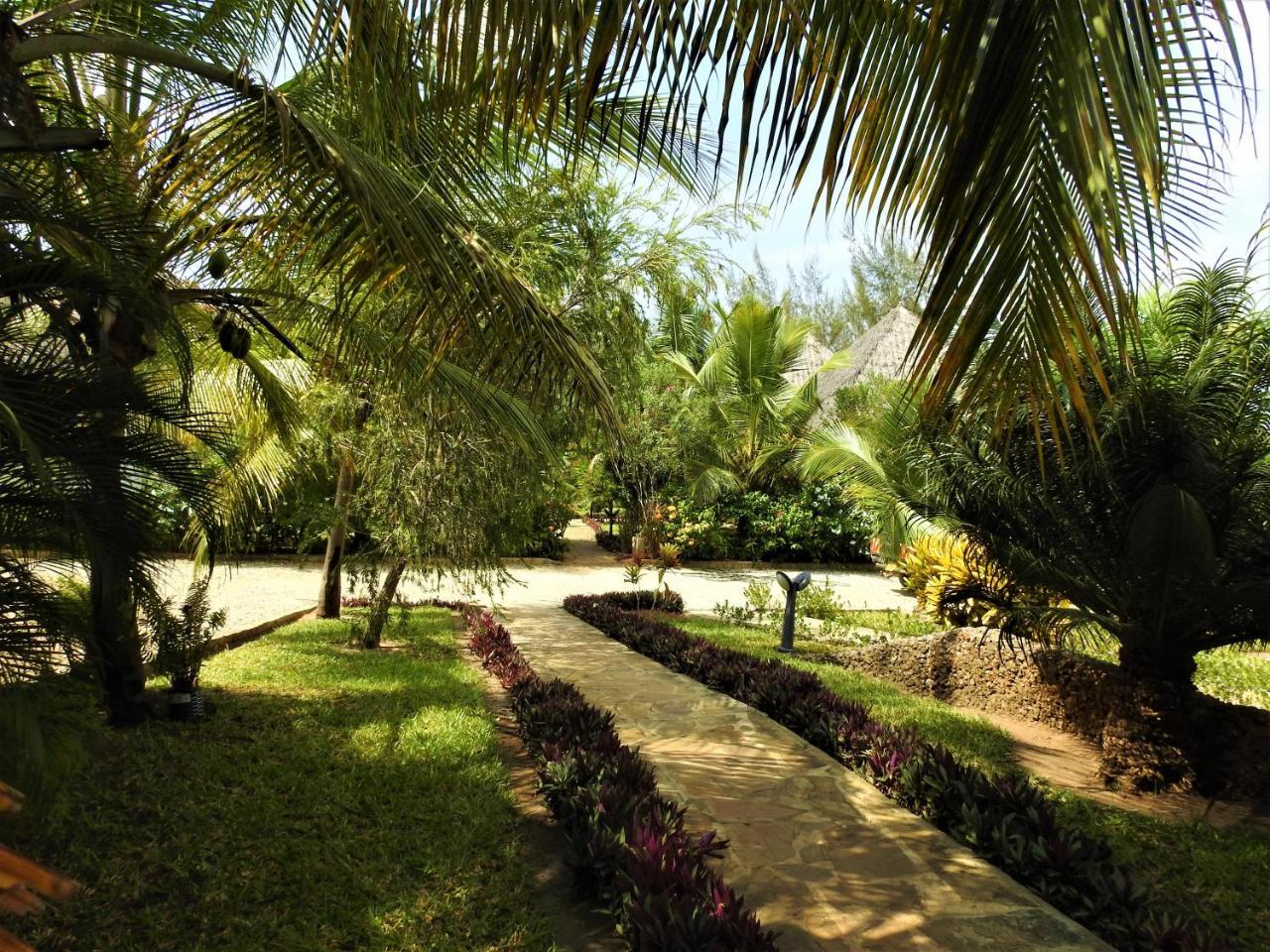 Sheba Cottages - Playa de Diani Exterior foto